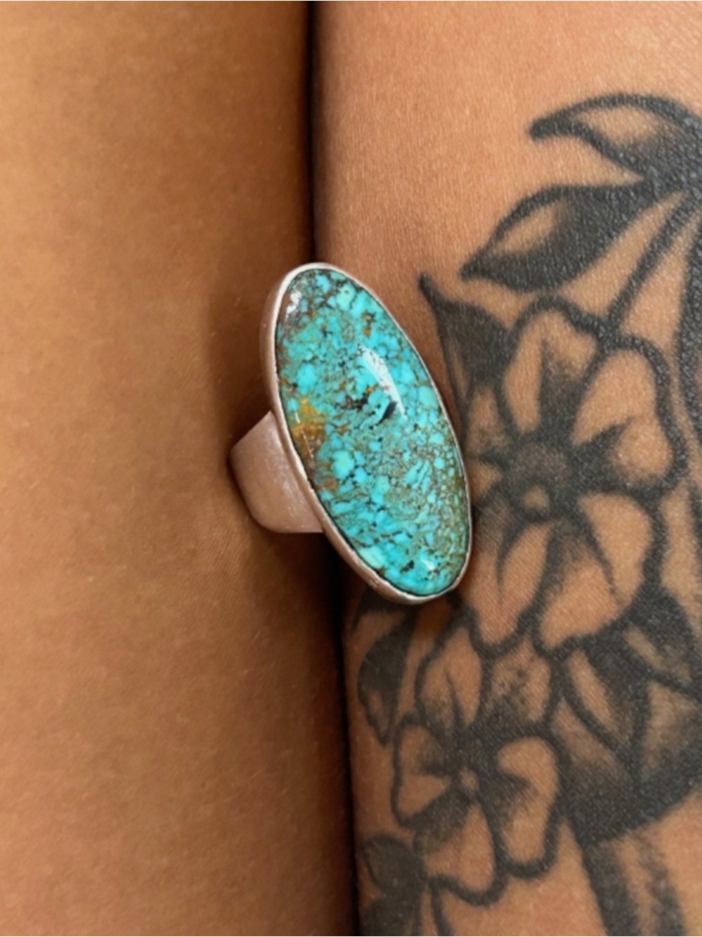 Big Navajo Native Sterling Silver Turquoise Ring - Picture 3 of 5